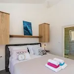 Awesome In Karbuni With Sauna Prizba