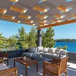 Awesome In Karbuni With Sauna Holiday home Prizba
