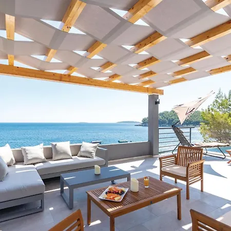 Awesome In Karbuni With Sauna Casa vacanze