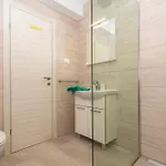 Vikendica Awesome In Karbuni With Sauna Prizba