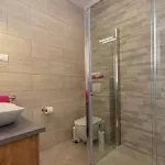 Vikendica Awesome In Karbuni With Sauna